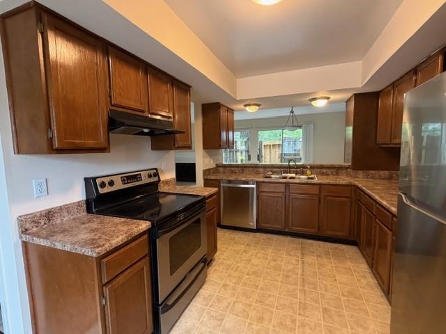 6701 Dickens Ferry Rd in Mobile, AL - Foto de edificio - Building Photo