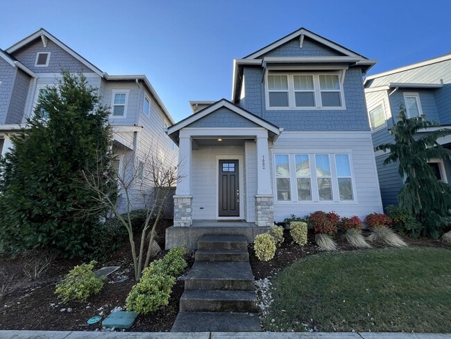7002 SE Genrosa St in Hillsboro, OR - Building Photo - Building Photo