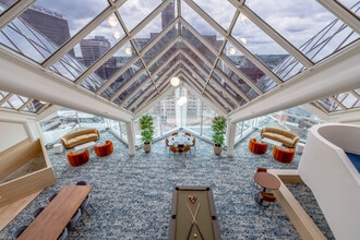 7 West 7th Apartments in Cincinnati, OH - Building Photo - Interior Photo