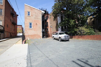 211 W Lanvale St in Baltimore, MD - Building Photo - Building Photo