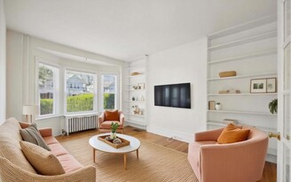 1037 Rees Ave in Bryn Mawr, PA - Building Photo