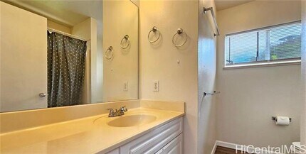 95-1155-1155 Wikao St in Mililani, HI - Building Photo - Building Photo