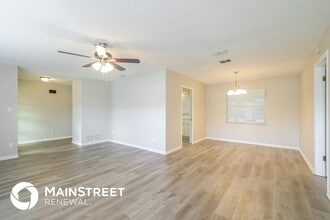 8024 Nicklaus Dr in Orlando, FL - Building Photo - Building Photo