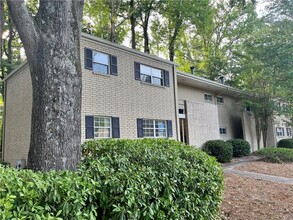 311 Peachtree Hills Ave NE in Atlanta, GA - Building Photo - Building Photo