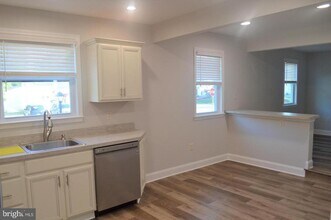 3209 Edgmont Ave in Brookhaven, PA - Building Photo - Building Photo