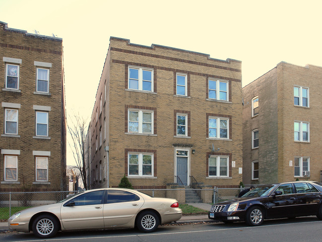 1650-1670 Broad St in Hartford, CT - Building Photo - Building Photo