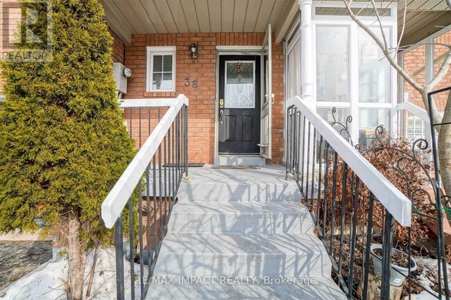 38 Lax Ave