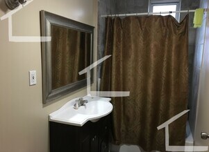 73 S Huntington Ave in Boston, MA - Building Photo - Building Photo