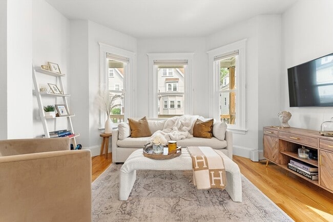property at 54 Bloomfield St