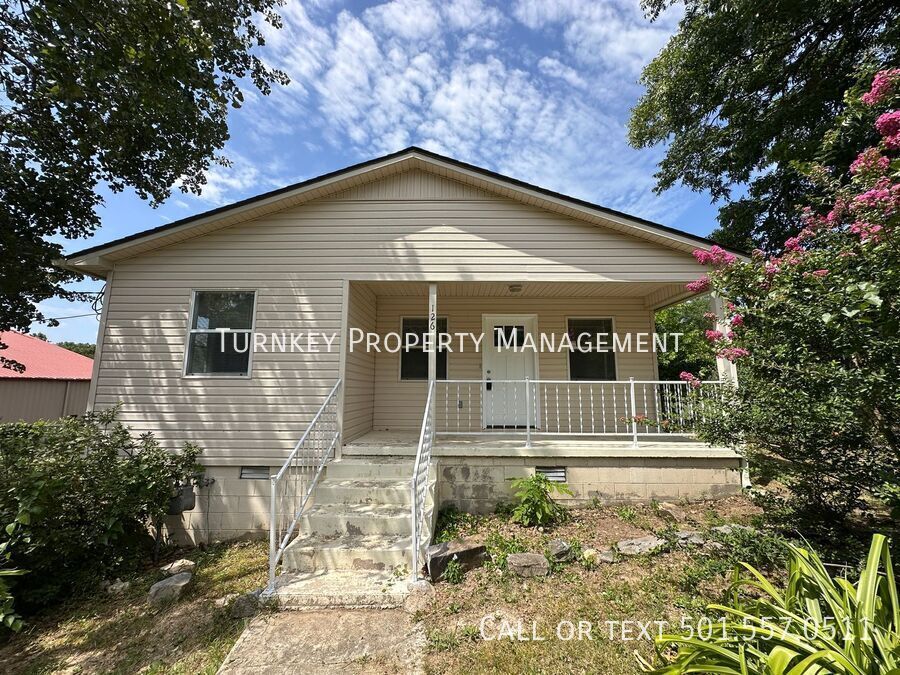 126 Maiden St in Hot Springs, AR - Building Photo