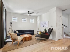 2917 Bond Dr in Austin, TX - Building Photo - Building Photo