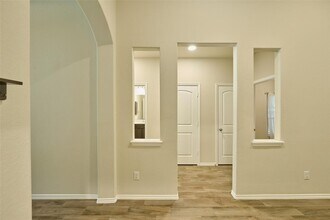 103 Sunrise Haven Dr in Montgomery, TX - Building Photo - Building Photo