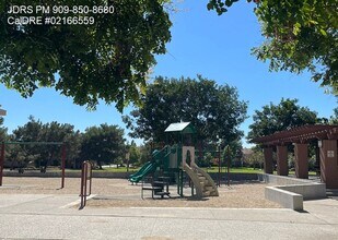 24 Imperial Aisle in Irvine, CA - Building Photo - Building Photo