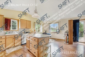 2688 Walnut Hills Ct SE in Kentwood, MI - Building Photo - Building Photo