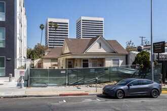 1656 Sawtelle Blvd in Los Angeles, CA - Building Photo - Building Photo