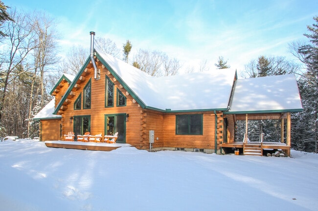 property at 320 Lakeshore Dr