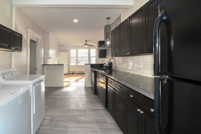 85 Belknap St in Dover, NH - Building Photo - Building Photo