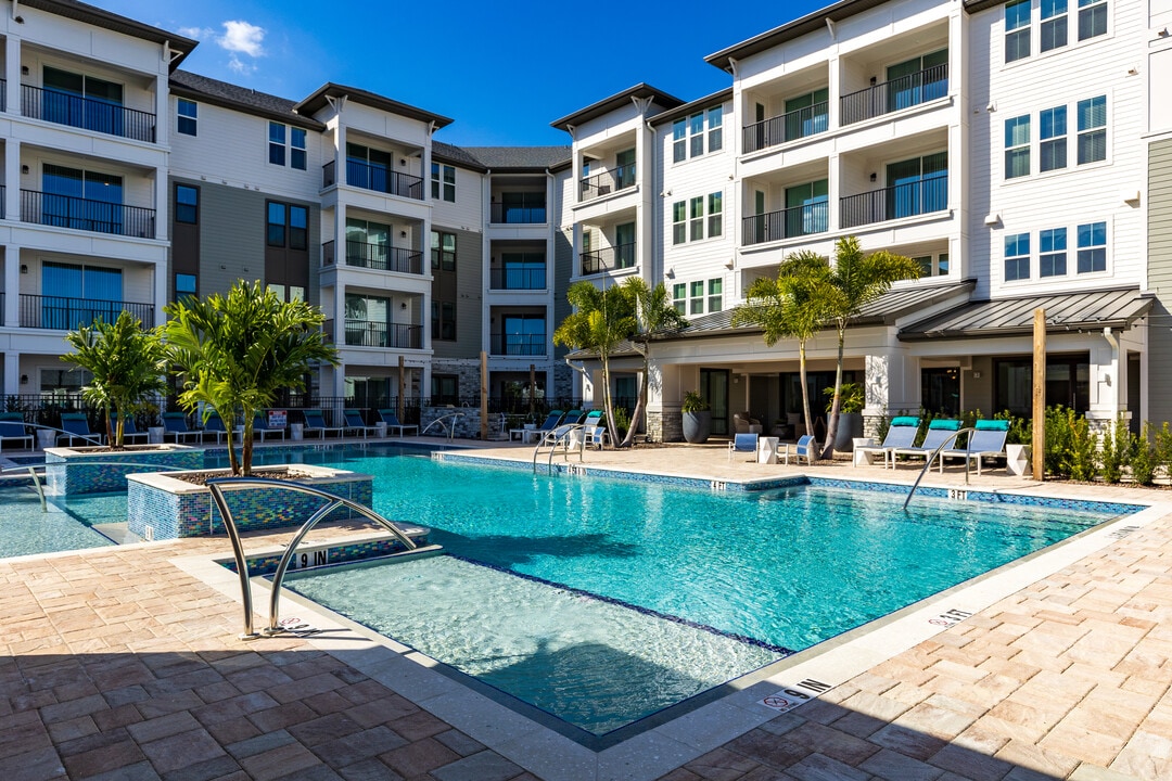 Trio at Jubilee Park in Orlando, FL - Foto de edificio