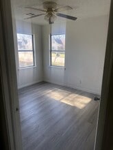 1106 S High School St in Ada, OK - Building Photo - Building Photo