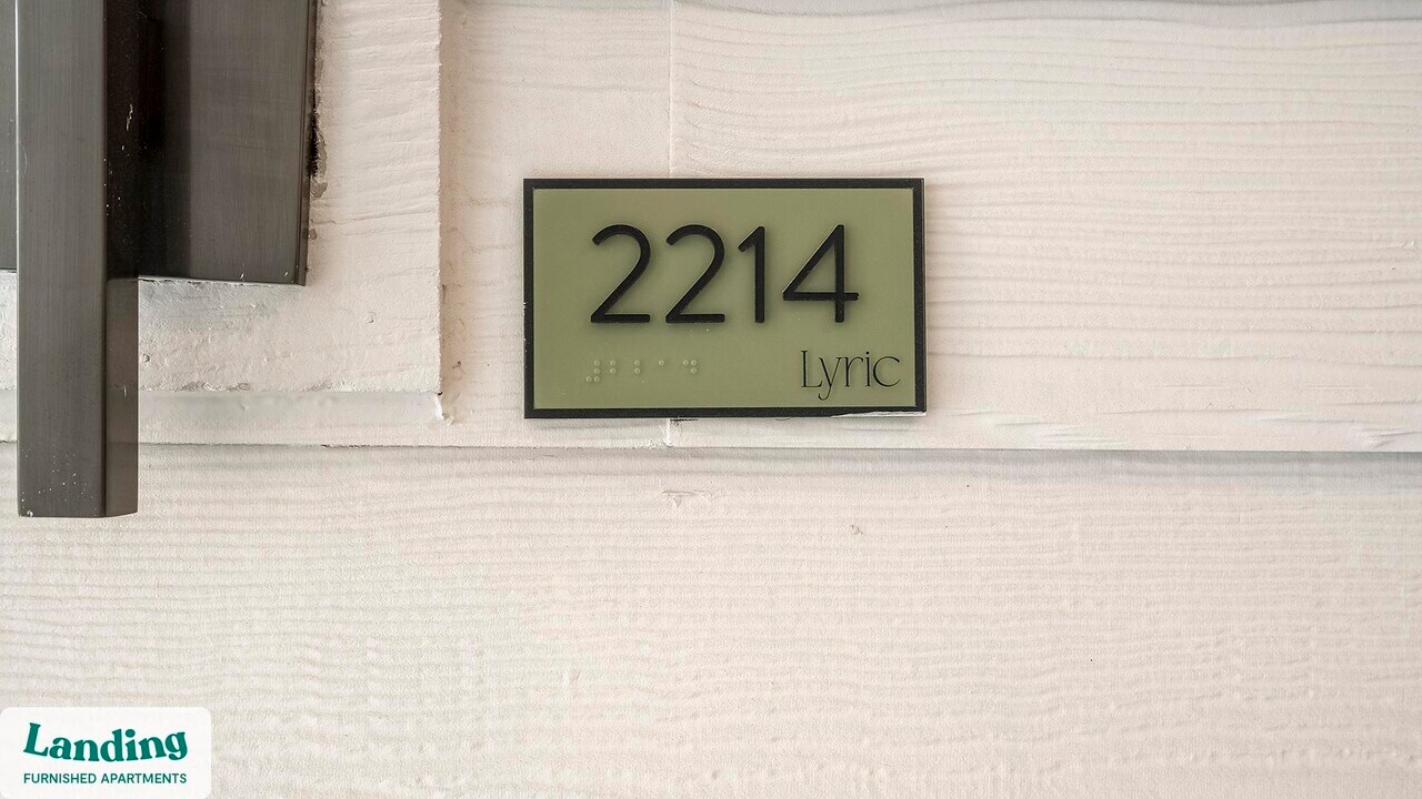 14015 Univ Pass in San Antonio, TX - Building Photo