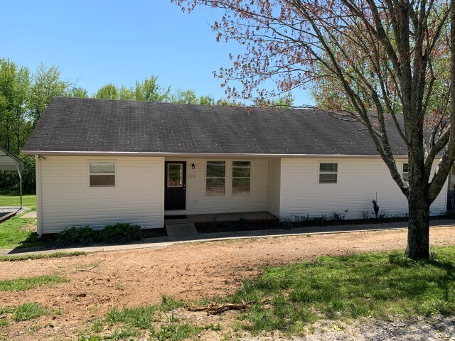 1752 Lewisburg Pike in Franklin, TN - Building Photo
