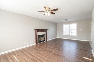 3836 Man O War Blvd in Clarksville, TN - Building Photo - Building Photo