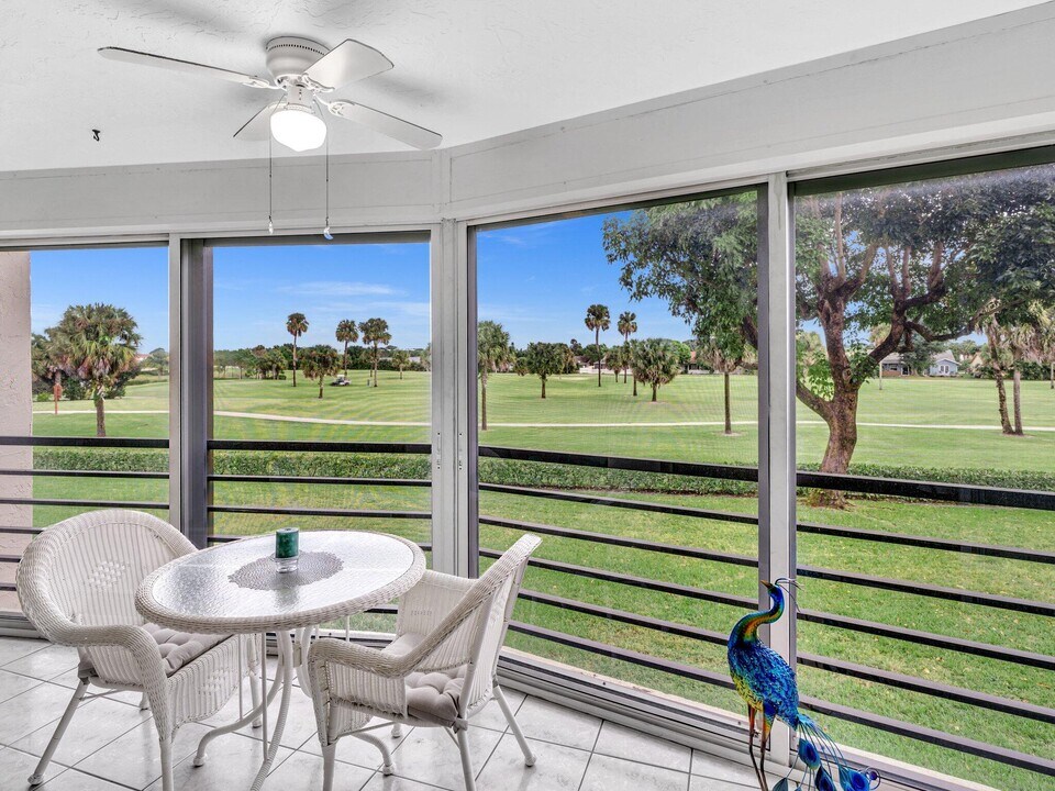 23249 Barwood Ln N in Boca Raton, FL - Building Photo