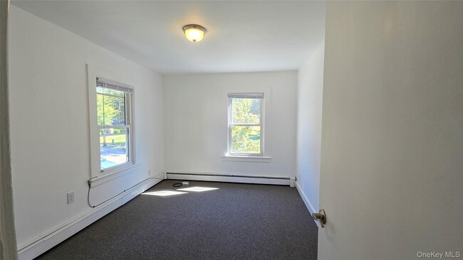 176 Main St in Cold Spring, NY - Building Photo - Building Photo
