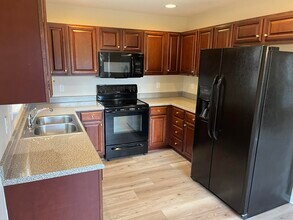 60 Alligator Dr in Fletcher, NC - Building Photo - Building Photo