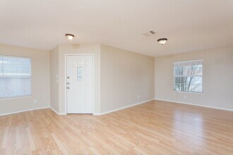 1738 Stargazer Pass in San Antonio, TX - Building Photo - Building Photo