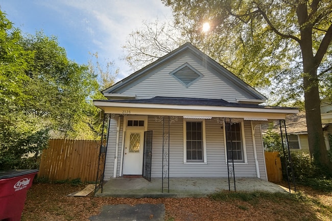 2128 Jeff Davis St
