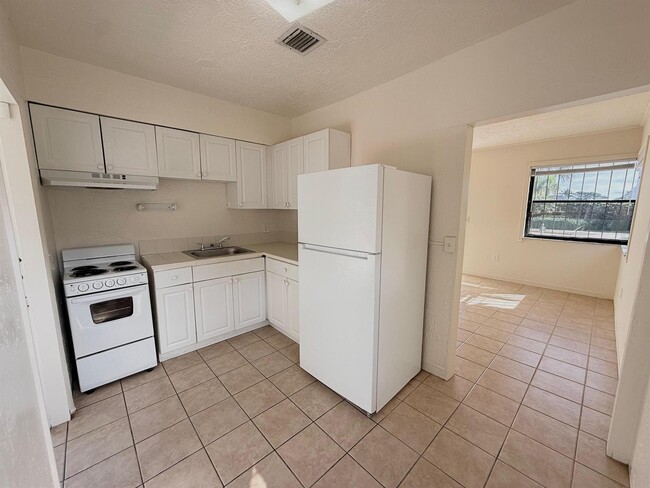 property at 5607 N Flagler Dr