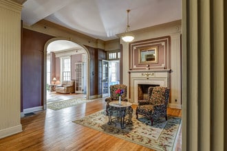 Coventry House in Tiffin, OH - Foto de edificio - Building Photo