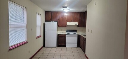 306 White Dr in Tallahassee, FL - Building Photo - Building Photo