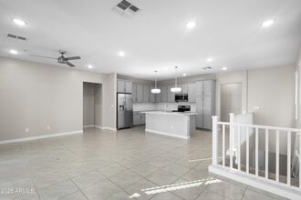 155 N Lakeview Blvd in Chandler, AZ - Building Photo - Building Photo