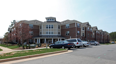 Highland Terrace in Cary, NC - Building Photo - Building Photo