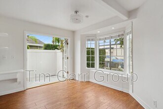 1880 Fullerton Ave in Costa Mesa, CA - Building Photo - Building Photo