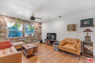 5823 Bowcroft St in Los Angeles, CA - Building Photo - Building Photo