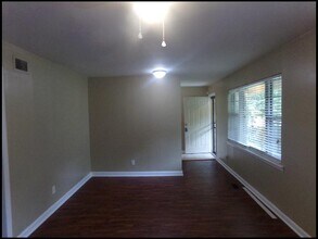 13 Point O Woods Dr in Little Rock, AR - Foto de edificio - Building Photo