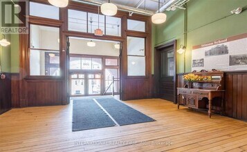 200 Stinson St in Hamilton, ON - Building Photo - Building Photo