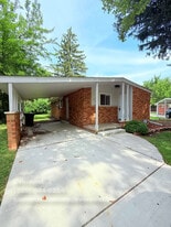 23215 Berkley St in Oak Park, MI - Building Photo