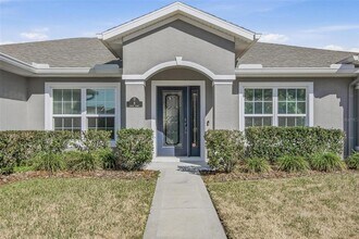 8 Creek Ct in Palm Coast, FL - Building Photo - Building Photo