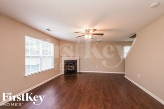 5126 Raspberry Knoll Dr in Charlotte, NC - Building Photo - Building Photo
