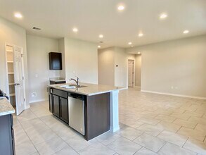 3937 Jayden Dr in Corpus Christi, TX - Foto de edificio - Building Photo