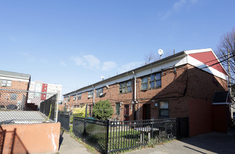 Norris Apartments in Philadelphia, PA - Building Photo - Building Photo