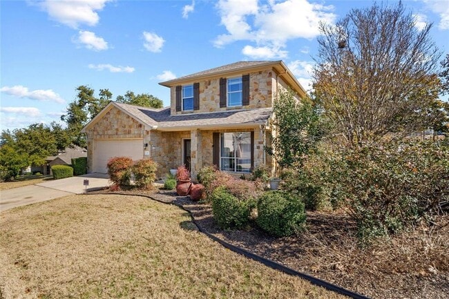 11 White Magnolia Cir in Lakeway, TX - Building Photo - Building Photo