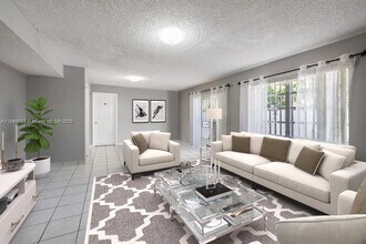 2368 SW 32nd Ave in Miami, FL - Building Photo - Building Photo