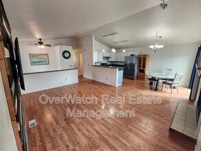 3228 Aquarius Cir in Anchorage, AK - Building Photo - Building Photo