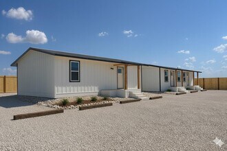 113 Thomas St in Rogers, TX - Building Photo - Building Photo