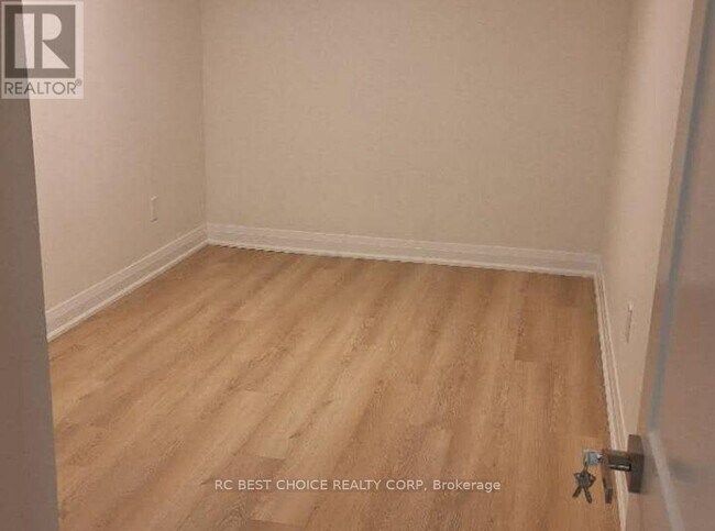 123 Enchanted Hills Crescent in Toronto, ON - Building Photo - Building Photo